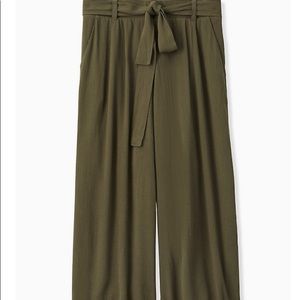 Army green flowy pants